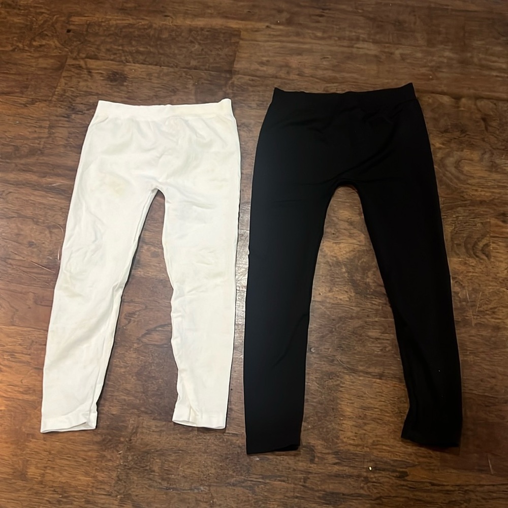 Black and cream leggings - 2 pair / One Size.
